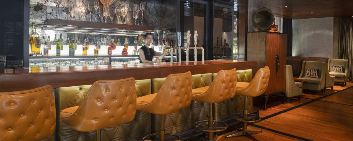 Bars Near Hotel Indigonull